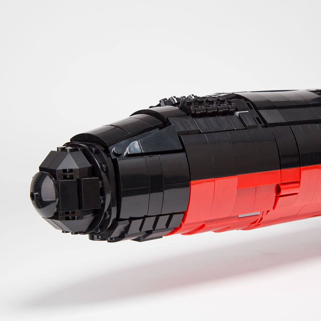 MOC 1/125 UCC Los Angeles-class Military Nuclear Submarine Model Building Blocks Set (2750PCS) - cubertime