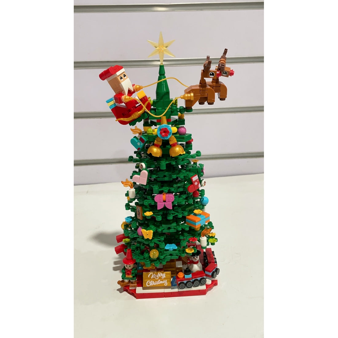 Christmas Tree Advent Calendar Building Block Set, 24-Day Christmas Countdown Surprise Box, Large Christmas Tree Model with Santa Sleigh, Reindeer, Ornaments aand Holiday Home Decor(833PCS) - cubertime