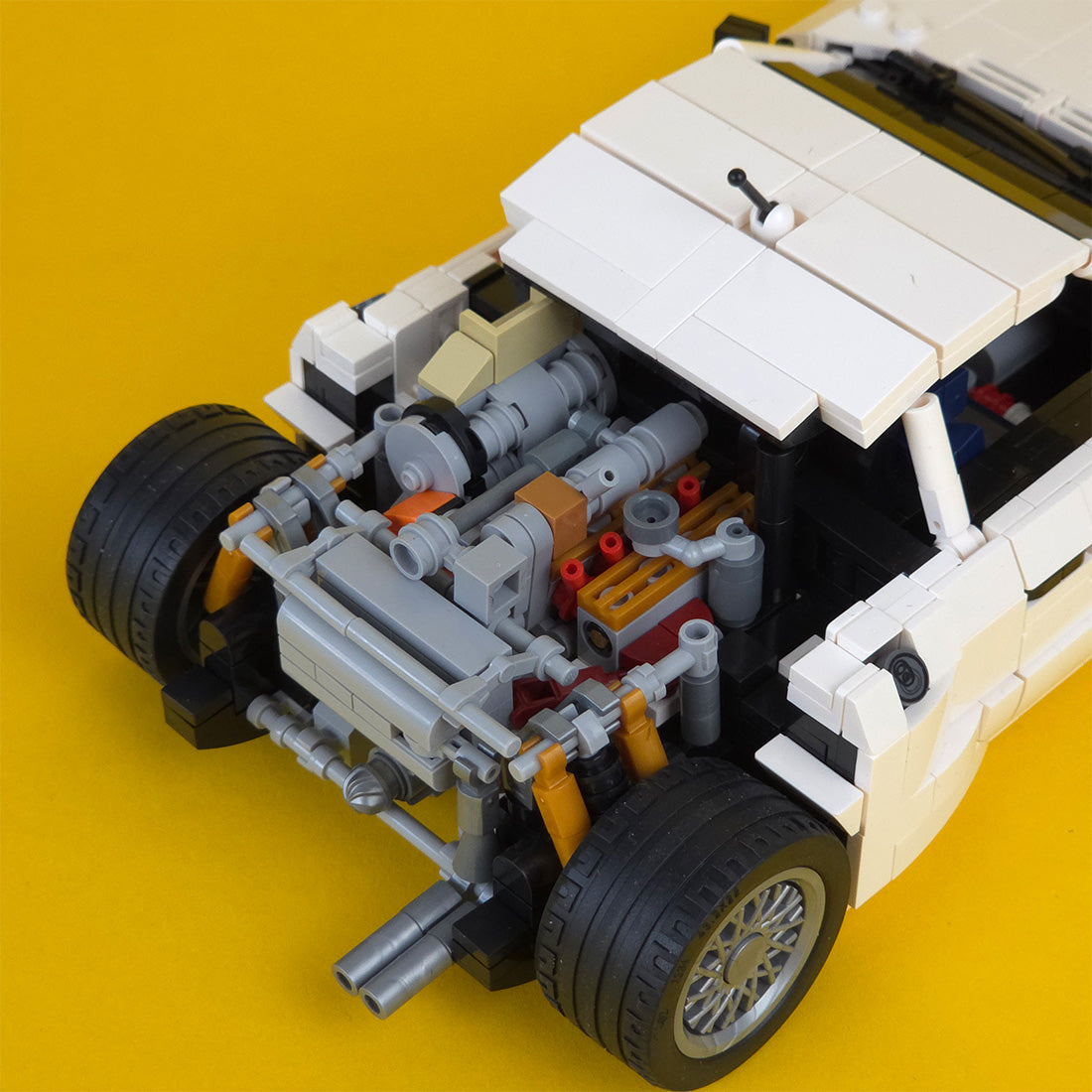 Italian Racing Sports Car Building Block Set, Classic Road Version Supercar Model Kit, Collectible Supercar Building Blocks (1697PCS)