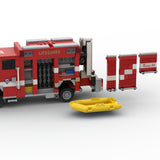 MOC-266082 2015 Fire Truck Building Block Model, Emergency Response Vehicle Construction Set with Yellow Boat, Deployable Rear Equipment and Adjustable Crane Arm, Collectible Display Model for Enthusiasts（972PCS） - cubertime