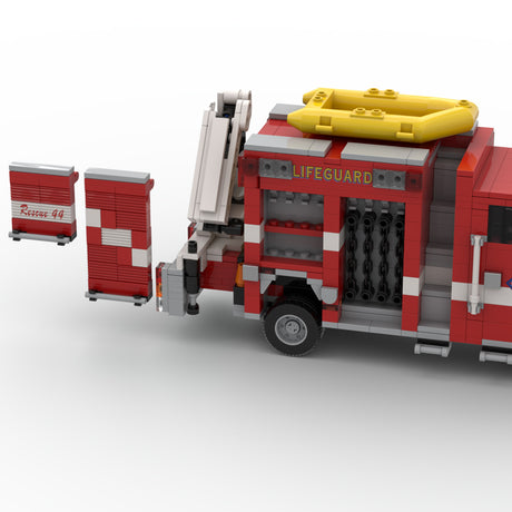 MOC-266082 2015 Fire Truck Building Block Model, Emergency Response Vehicle Construction Set with Yellow Boat, Deployable Rear Equipment and Adjustable Crane Arm, Collectible Display Model for Enthusiasts（972PCS） - cubertime