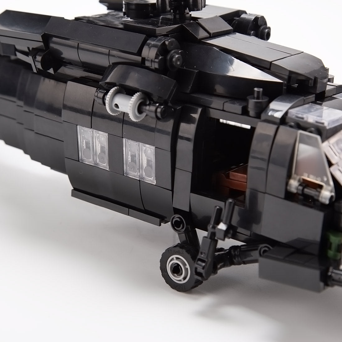 MOC MH60M BlackHawk Military Copter Model Building Blocks Set (1057PCS) - cubertime