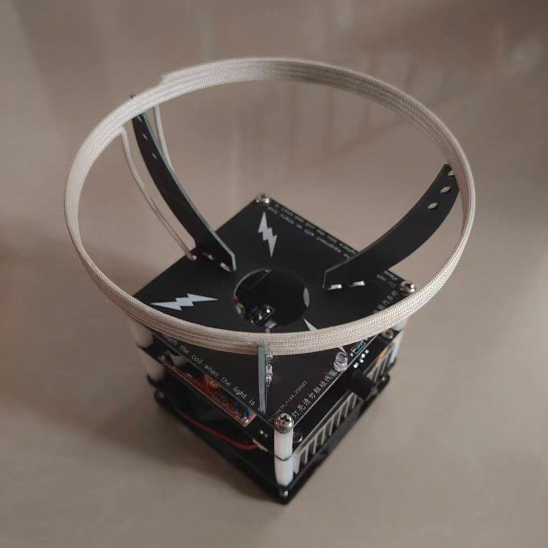 Plasma Energy Light Sphere, Magnetic Field Neon Gas Display Lamp Ring Plasma Sphere - cubertime