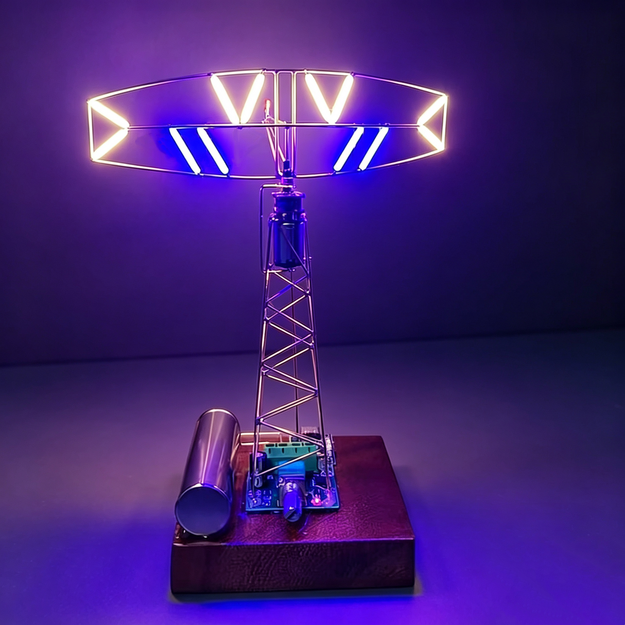 Vintage Industrial Style Metal Wire Radar Lamp DIY Sculpture Kit, Rotatable Scanning Dynamic Light Effect - cubertime